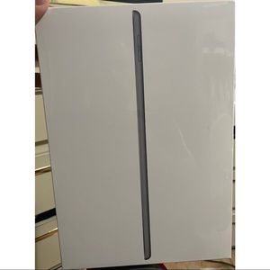 Apple Ipad 8th Generation (still in plastic wrap)